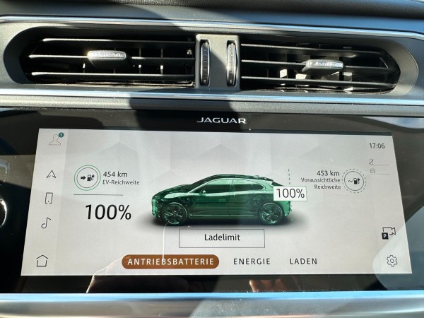 Купить Jaguar I-PACE SE Black Exterior Pack Led Kam 1.Hand в Литве | фото №28 | Unis.lt