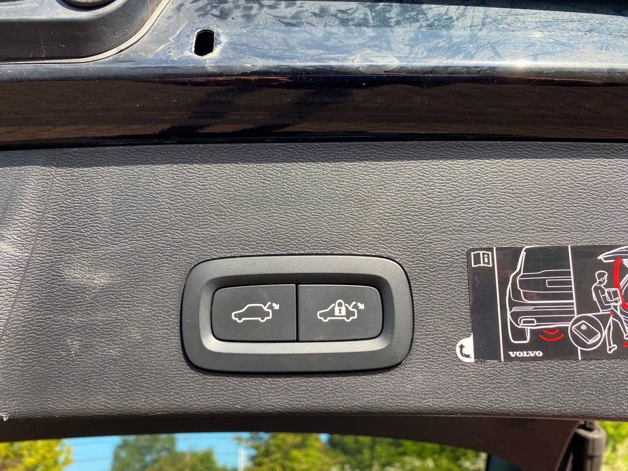 pirkite Lietuvoje Volvo XC40 Momentum Pro | Navi Cam Scheckheft | 1.Hand | nuotrauka №18 | Unis.lt