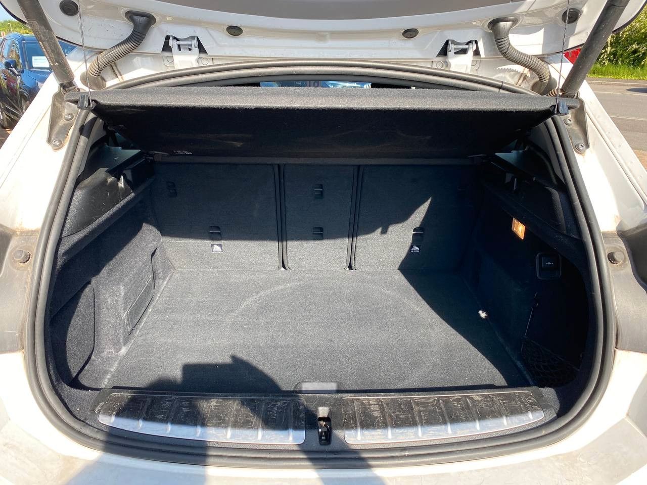 pirkite Lietuvoje BMW X2 sDrive18i | Advantage | Navi LED Cam | 1.Hand | nuotrauka №18 | Unis.lt