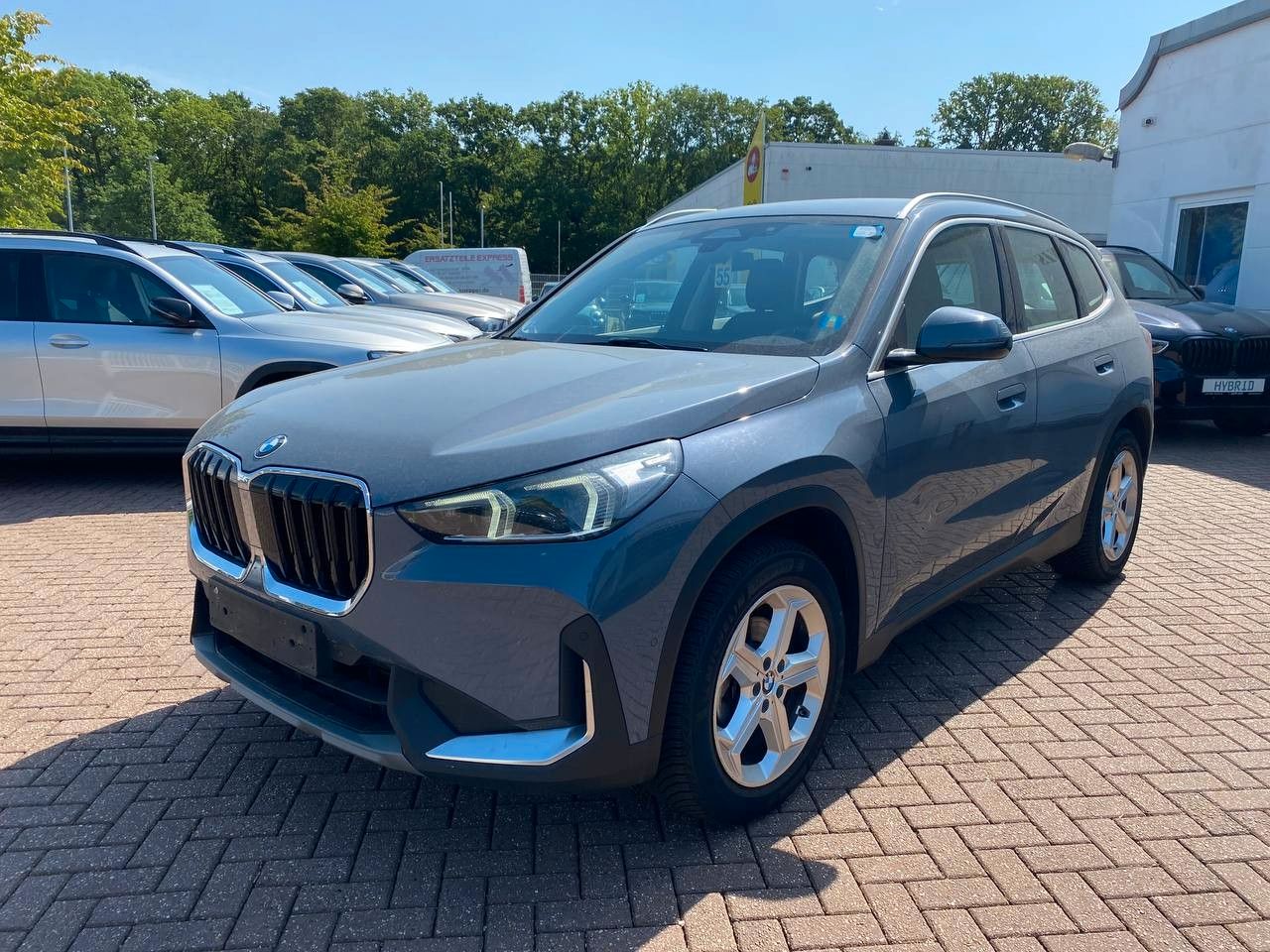 pirkite Lietuvoje BMW X1 18i sDrive | Navi LED Cam | 1.Hand Scheckheft | nuotrauka №1 | Unis.lt