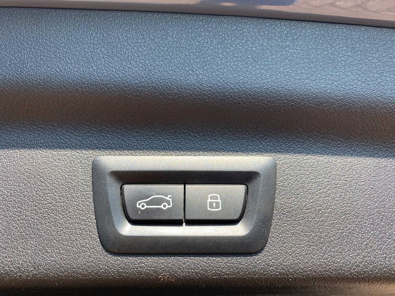 pirkite Lietuvoje BMW X1 18i sDrive | Navi LED Cam | 1.Hand Scheckheft | nuotrauka №20 | Unis.lt