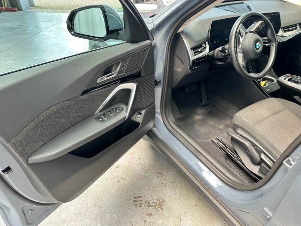 Купить BMW X1 18i sDrive | Navi LED Cam | 1.Hand Scheckheft в Литве | фото №22 | Unis.lt