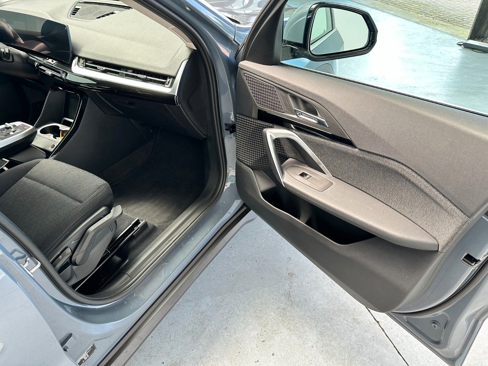Купить BMW X1 18i sDrive | Navi LED Cam | 1.Hand Scheckheft в Литве | фото №24 | Unis.lt