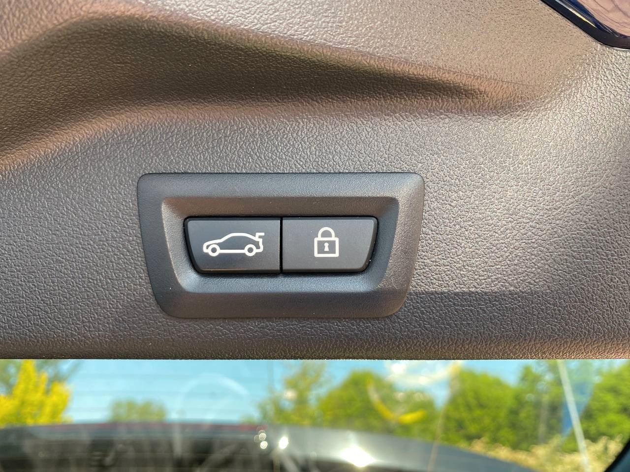 pirkite Lietuvoje BMW X5 xDrive45e | M Sport | Laser Pano AHK | 1.Hand | nuotrauka №24 | Unis.lt
