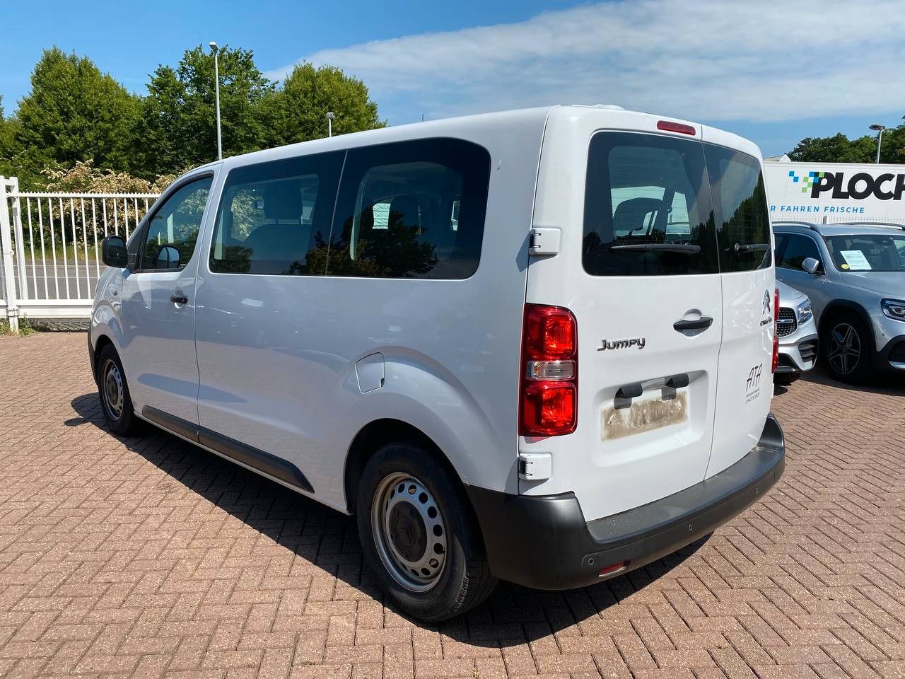pirkite Lietuvoje Citroën Jumpy Kombi M Diesel | 9-Sitzer | 1.Hand MwSt. | nuotrauka №4 | Unis.lt