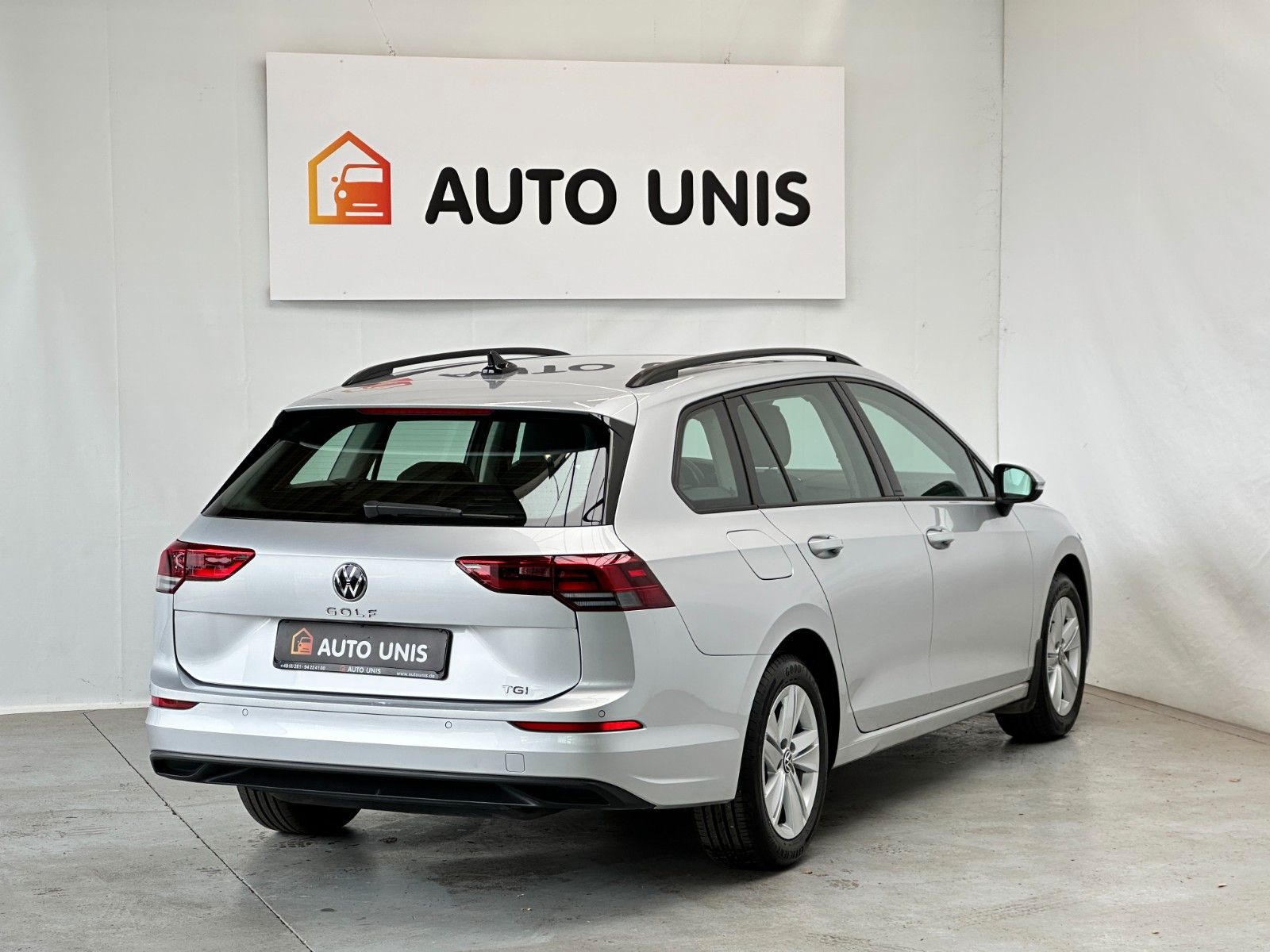 pirkite Lietuvoje Volkswagen Golf VIII Variant Active TGI | nuotrauka №4 | Unis.lt