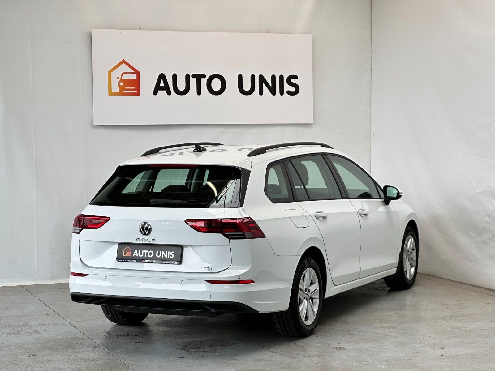 pirkite Lietuvoje Volkswagen Golf VIII Variant Active TGI | nuotrauka №4 | Unis.lt