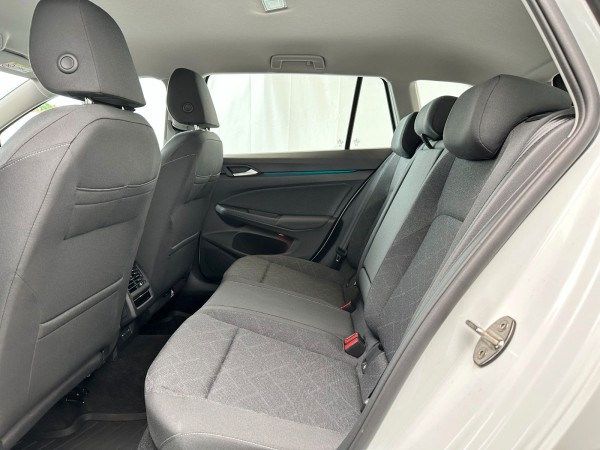 pirkite Lietuvoje Volkswagen Golf VIII Variant Active TGI | nuotrauka №10 | Unis.lt