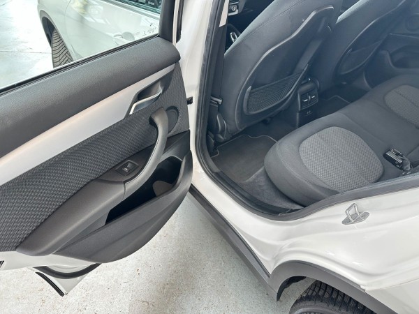 Buy BMW X2 sDrive 18 i Advantage Lithuania | img №18 | Unis.lt