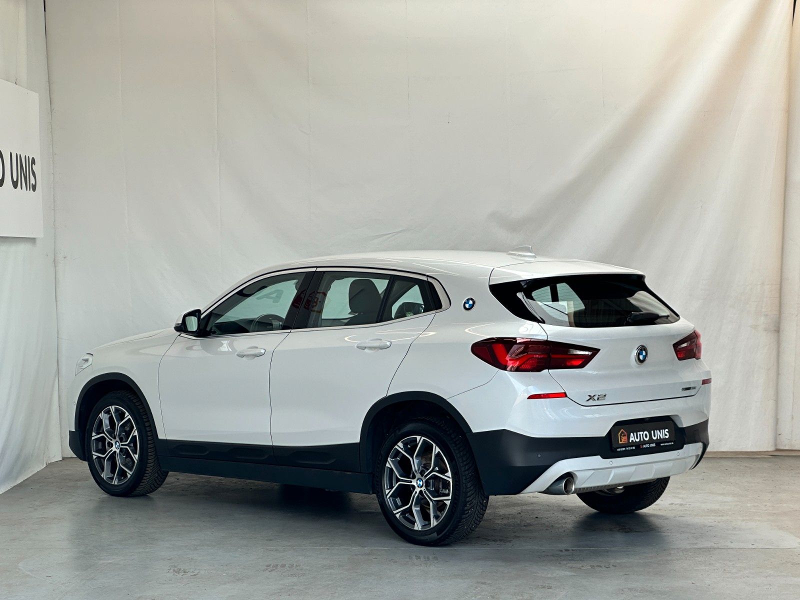 Buy BMW X2 sDrive 18 i Advantage Lithuania | img №6 | Unis.lt