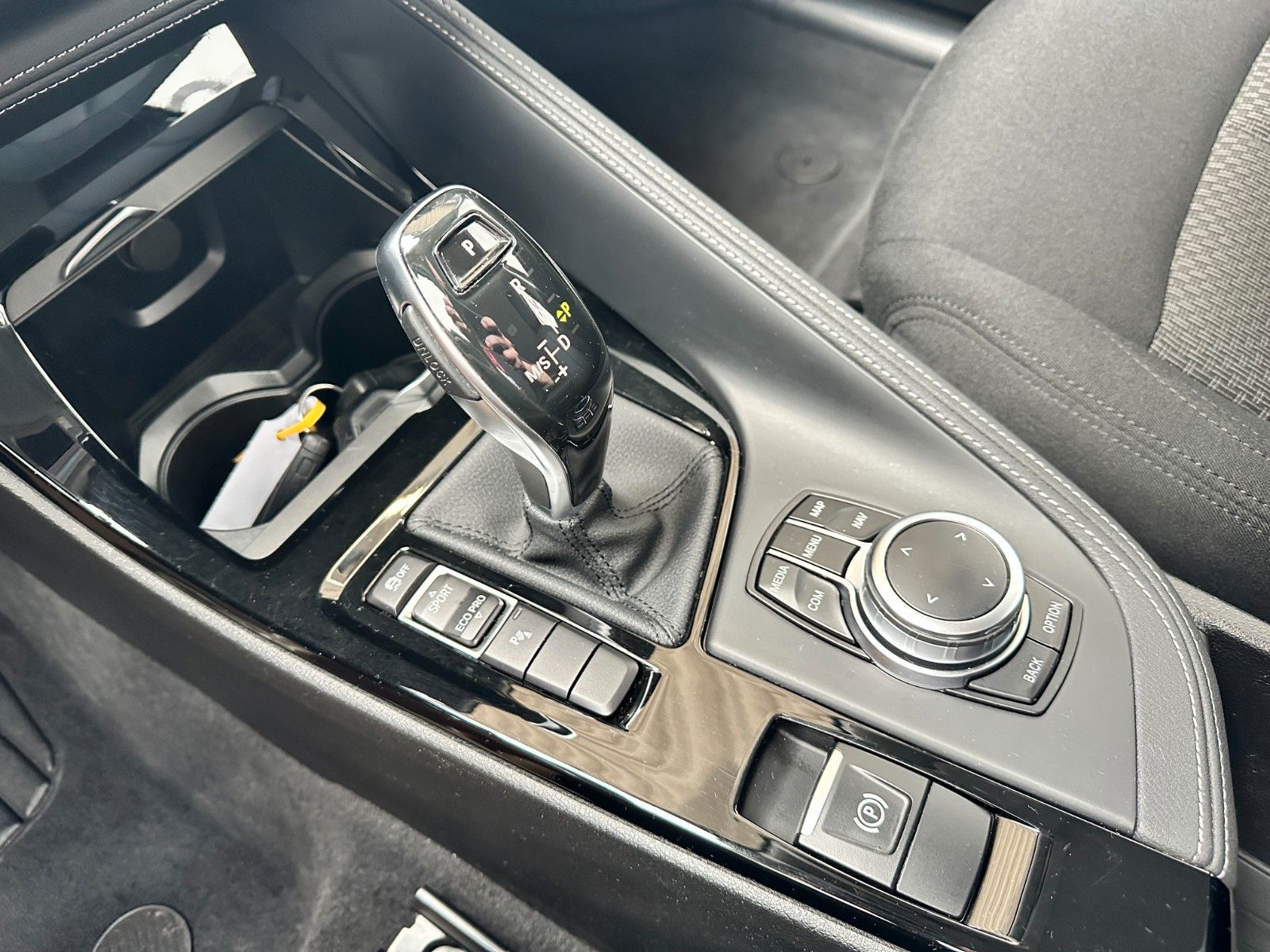 pirkite Lietuvoje BMW X2 sDrive18i Benzin Aut | Navi Cam LED | 1.Hand | nuotrauka №15 | Unis.lt