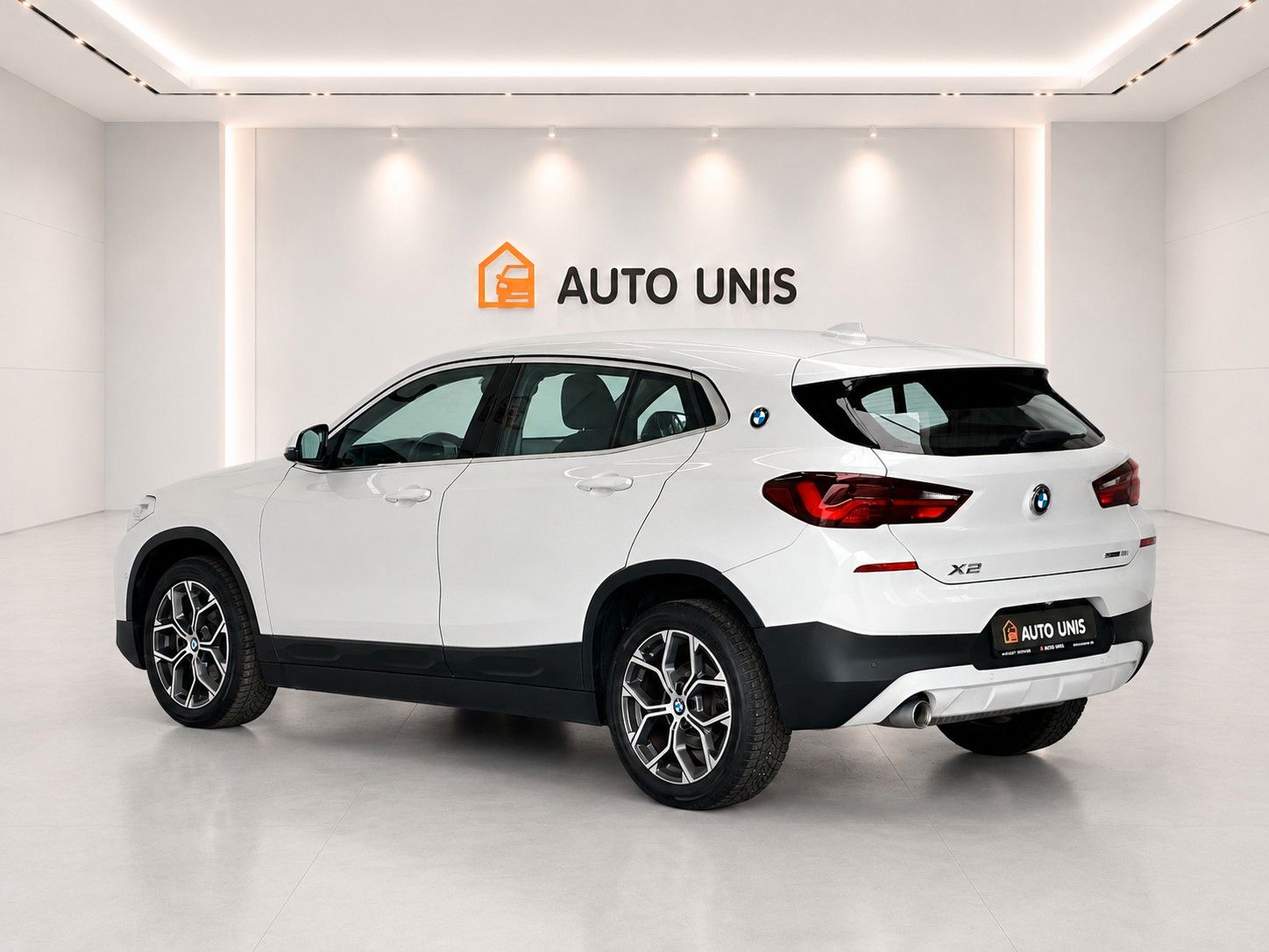 pirkite Lietuvoje BMW X2 sDrive18i Benzin Aut | Navi Cam LED | 1.Hand | nuotrauka №4 | Unis.lt