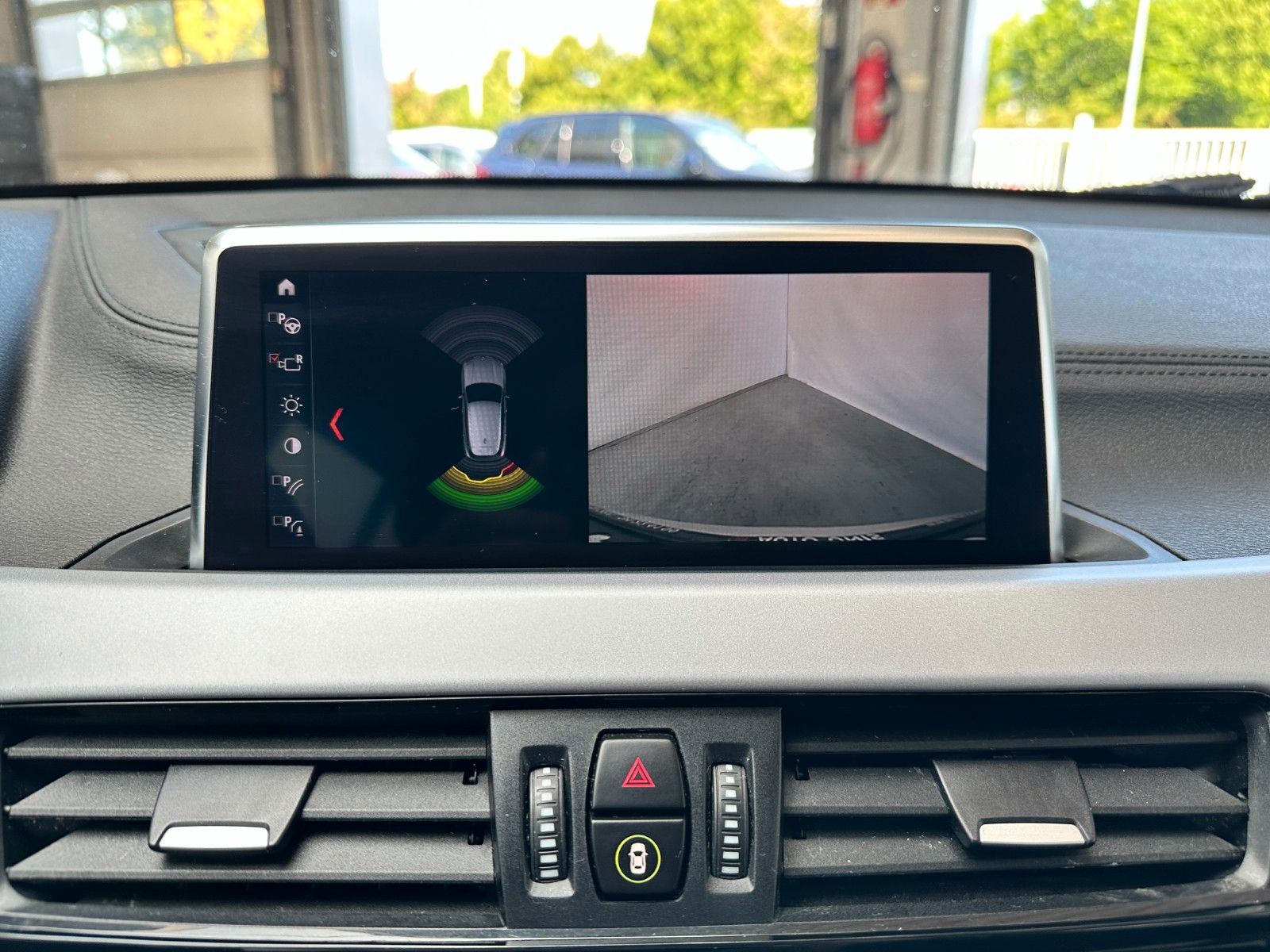 pirkite Lietuvoje BMW X2 sDrive18i Benzin Aut | Navi Cam LED | 1.Hand | nuotrauka №17 | Unis.lt