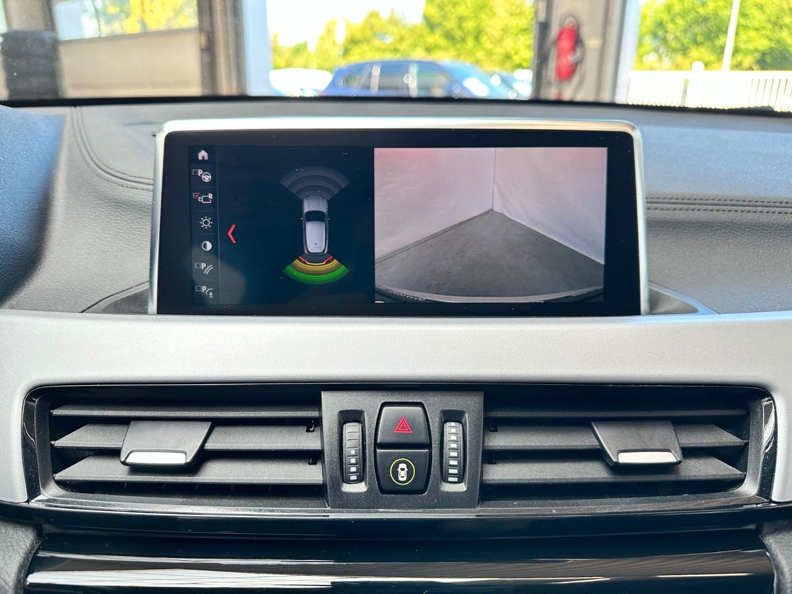 pirkite Lietuvoje BMW X2 sDrive18i Benzin Aut | Navi Cam LED | 1.Hand | nuotrauka №17 | Unis.lt