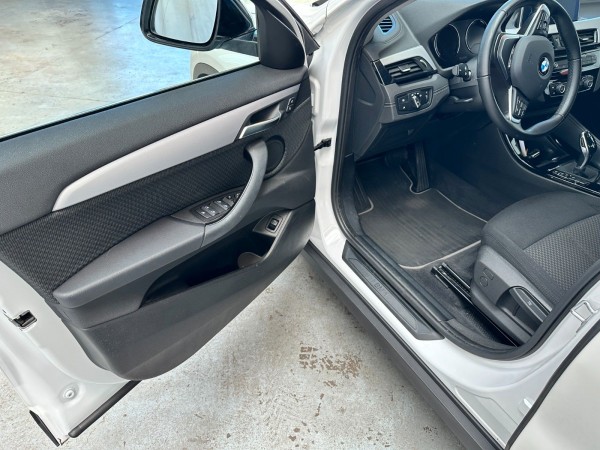 pirkite Lietuvoje BMW X2 sDrive18i Benzin Aut | Navi Cam LED | 1.Hand | nuotrauka №19 | Unis.lt