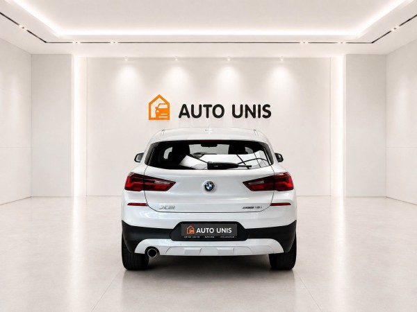 pirkite Lietuvoje BMW X2 sDrive18i Benzin Aut | Navi Cam LED | 1.Hand | nuotrauka №5 | Unis.lt