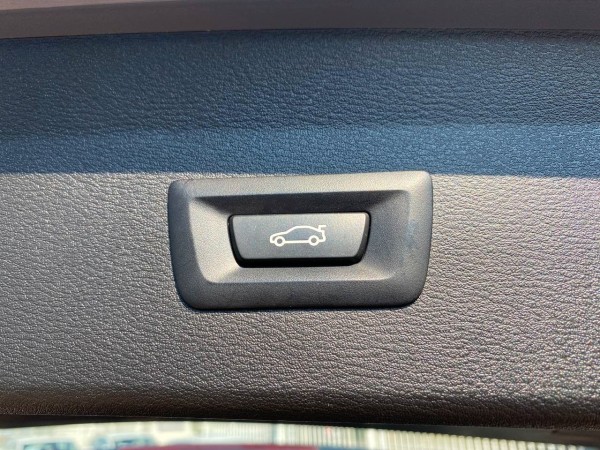 Купить BMW X1 sDrive16d Diesel | Scheckheft | 1.Hand MwSt в Литве | фото №19 | Unis.lt