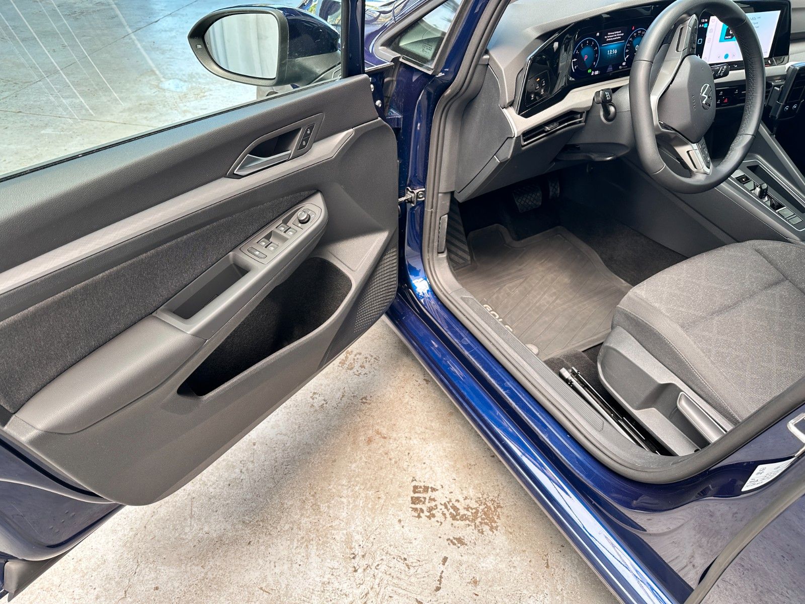 pirkite Lietuvoje Volkswagen Golf VIII Variant Active TGI | nuotrauka №21 | Unis.lt