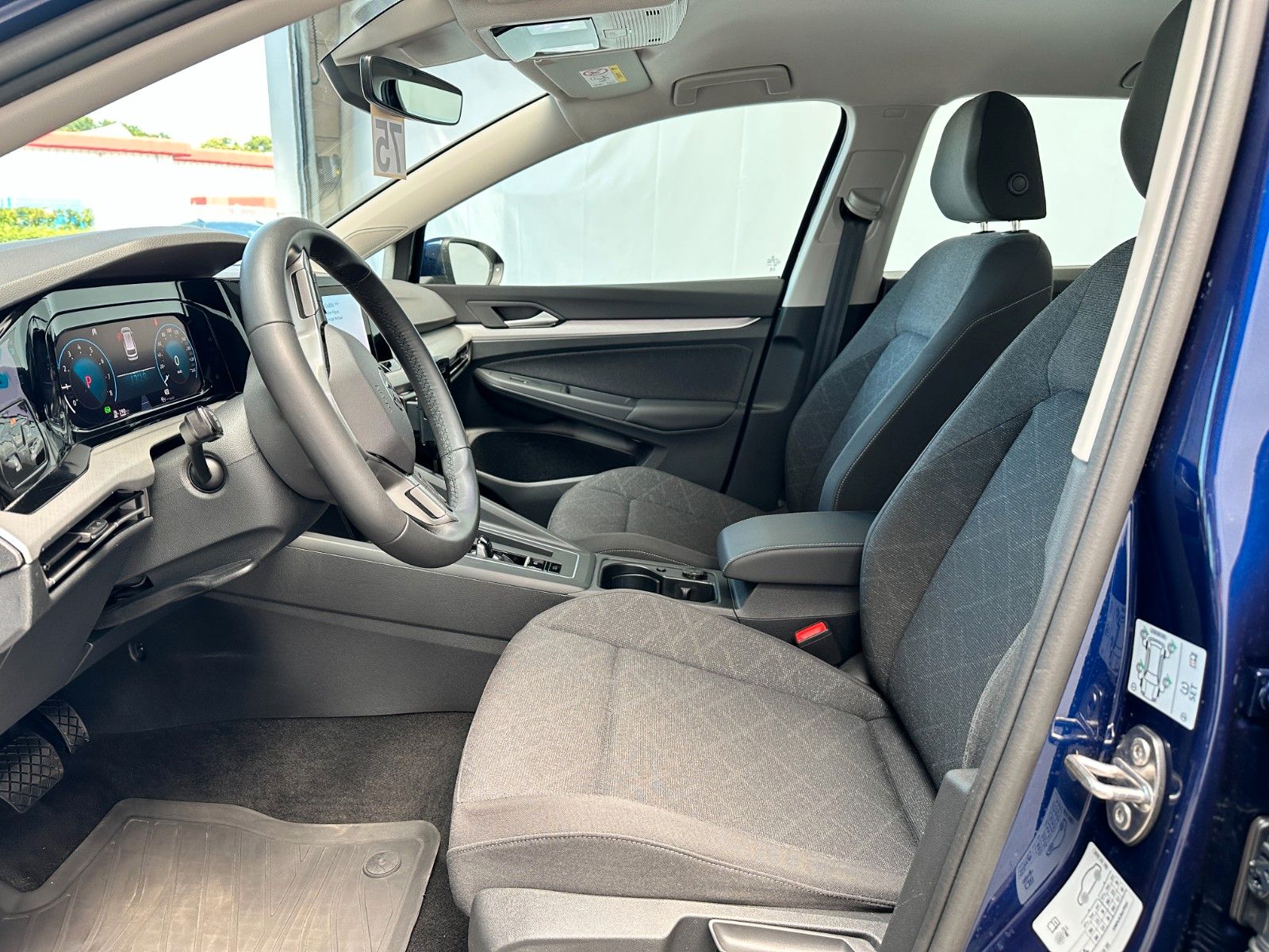 pirkite Lietuvoje Volkswagen Golf VIII Variant Active TGI | nuotrauka №9 | Unis.lt