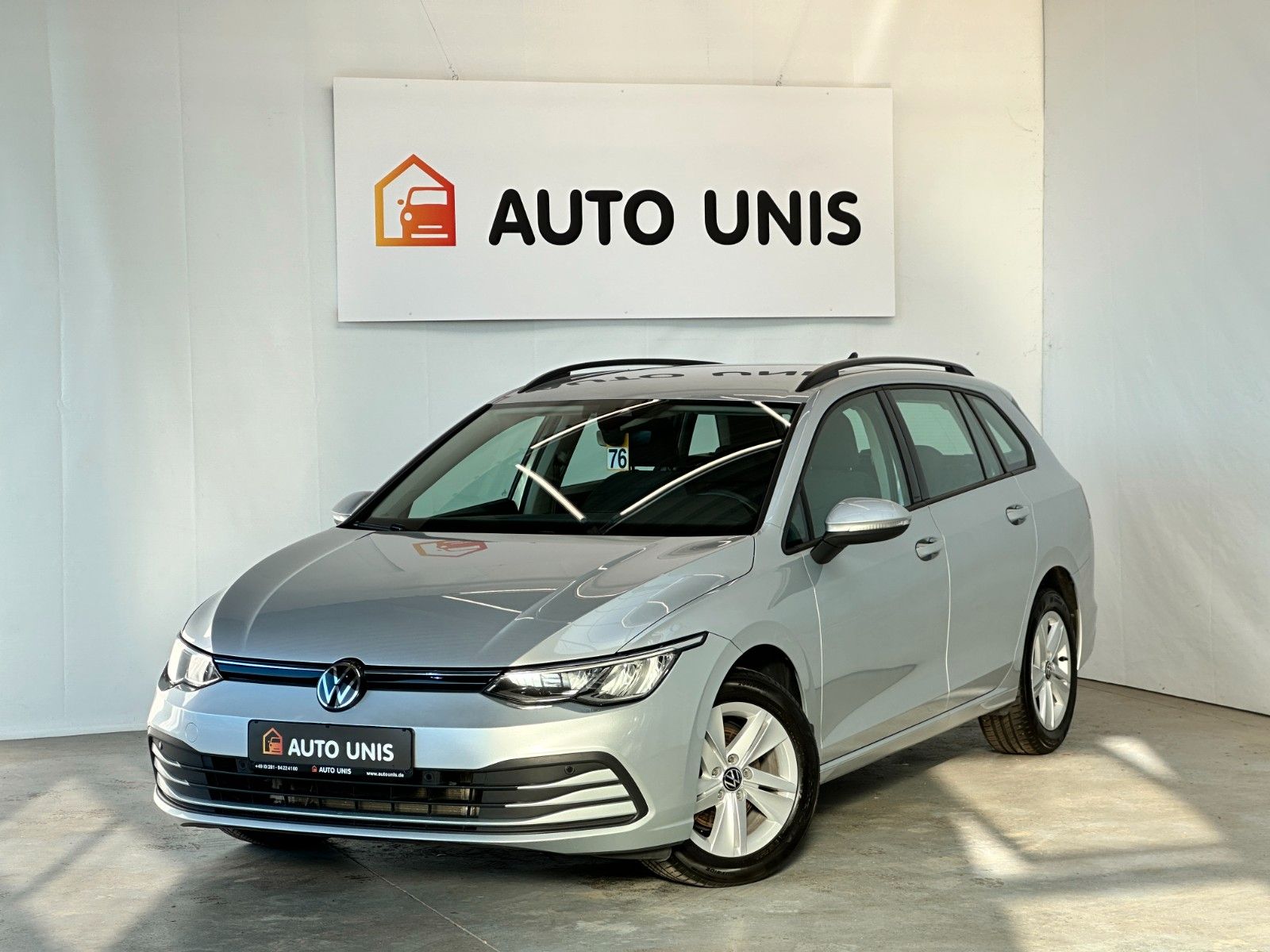Купить Volkswagen Golf VIII Variant Active TGI в Литве | фото №1 | Unis.lt