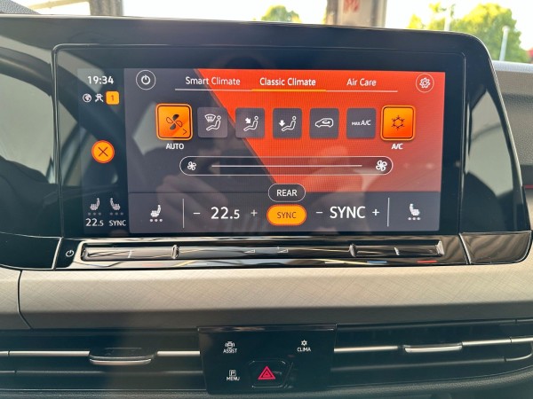 Купить Volkswagen Golf VIII Variant Active TGI в Литве | фото №16 | Unis.lt