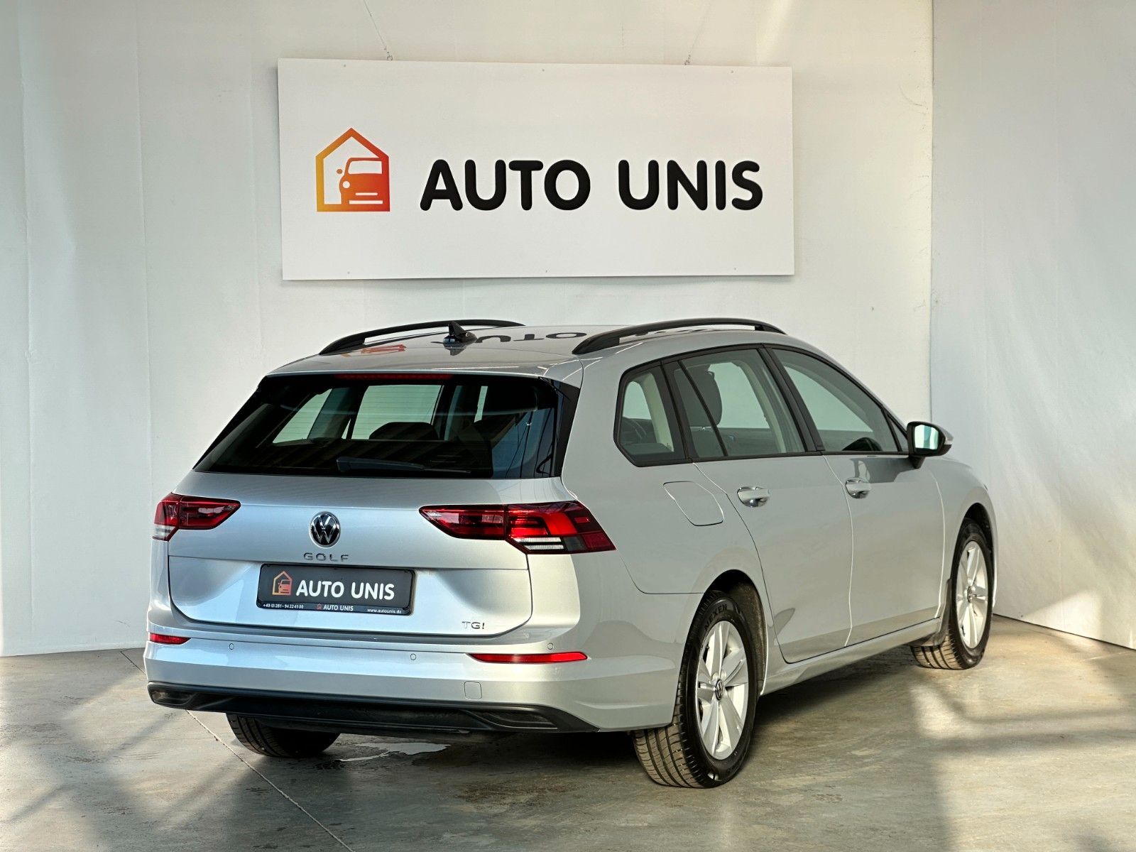 Купить Volkswagen Golf VIII Variant Active TGI в Литве | фото №4 | Unis.lt