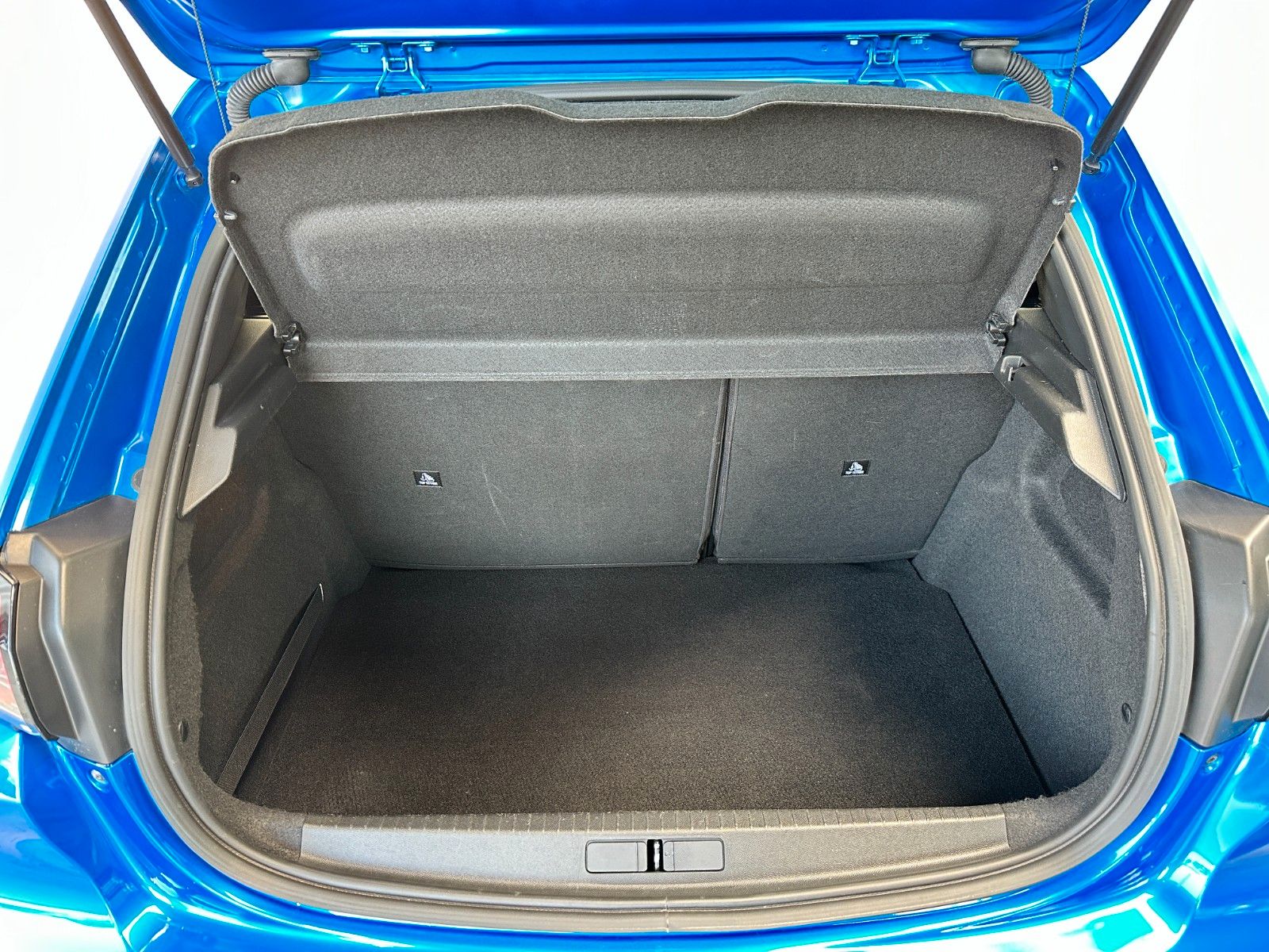 pirkite Lietuvoje Peugeot 208 1.2 PureTech 100 EAT8 Allure Pack | nuotrauka №23 | Unis.lt