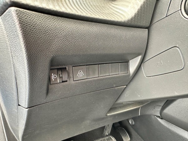 pirkite Lietuvoje Peugeot 208 1.2 PureTech 100 EAT8 Allure Pack | nuotrauka №8 | Unis.lt