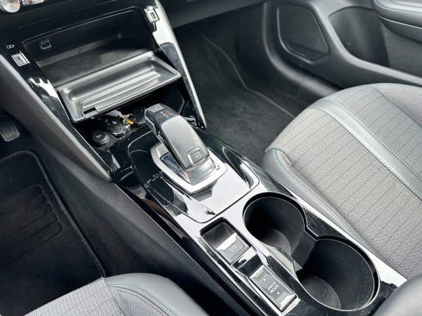 pirkite Lietuvoje Peugeot 208 1.2 PureTech 100 EAT8 Allure Pack | nuotrauka №17 | Unis.lt