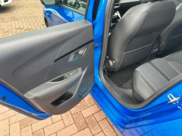 pirkite Lietuvoje Peugeot 208 1.2 PureTech 100 EAT8 Allure Pack | nuotrauka №19 | Unis.lt