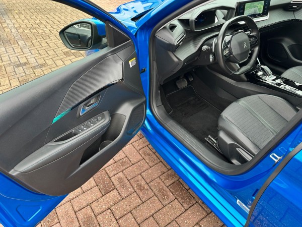 pirkite Lietuvoje Peugeot 208 1.2 PureTech 100 EAT8 Allure Pack | nuotrauka №9 | Unis.lt