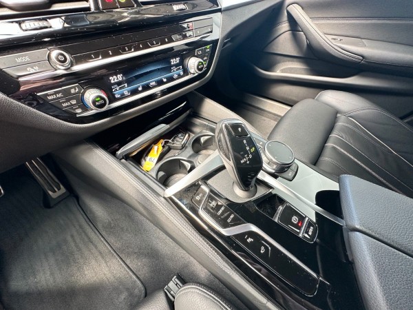 pirkite Lietuvoje BMW 530 d Touring xDrive M Sport Shadow Line | nuotrauka №16 | Unis.lt