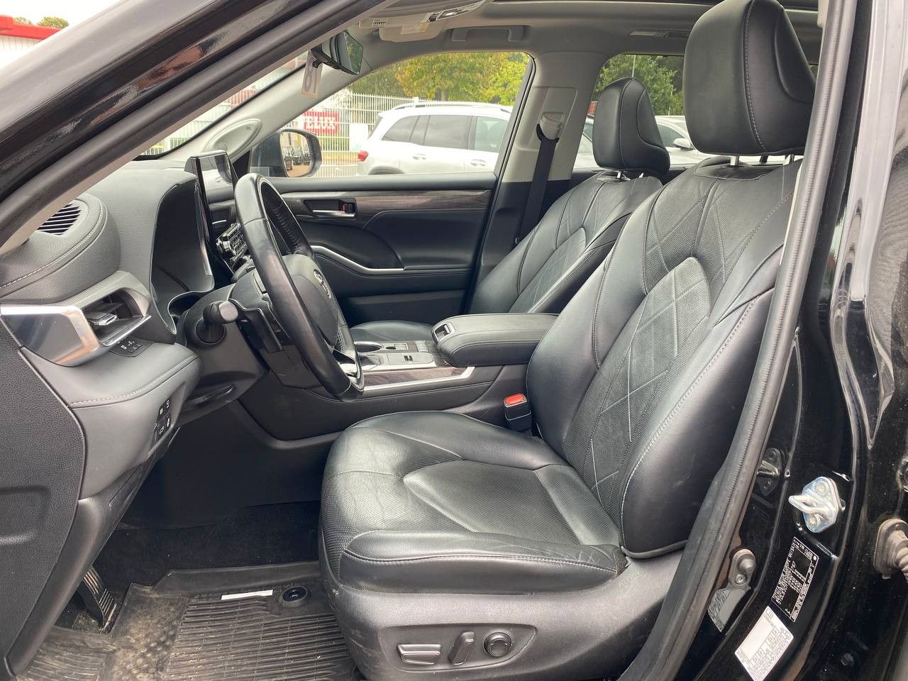 pirkite Lietuvoje Toyota Highlander Hybrid E-CVT AWD-I | nuotrauka №10 | Unis.lt