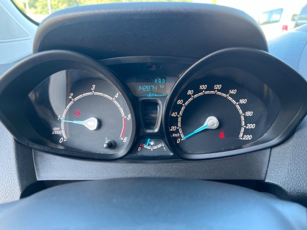 pirkite Lietuvoje Ford Tourneo Courier 1.5 Diesel | Cam Navi | 1.Hand | nuotrauka №18 | Unis.lt