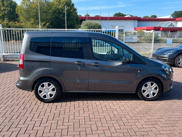 pirkite Lietuvoje Ford Tourneo Courier 1.5 Diesel | Cam Navi | 1.Hand | nuotrauka №7 | Unis.lt