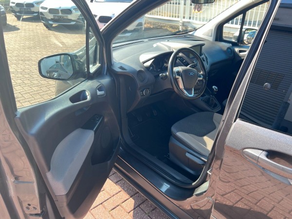 pirkite Lietuvoje Ford Tourneo Courier 1.5 Diesel | Cam Navi | 1.Hand | nuotrauka №10 | Unis.lt