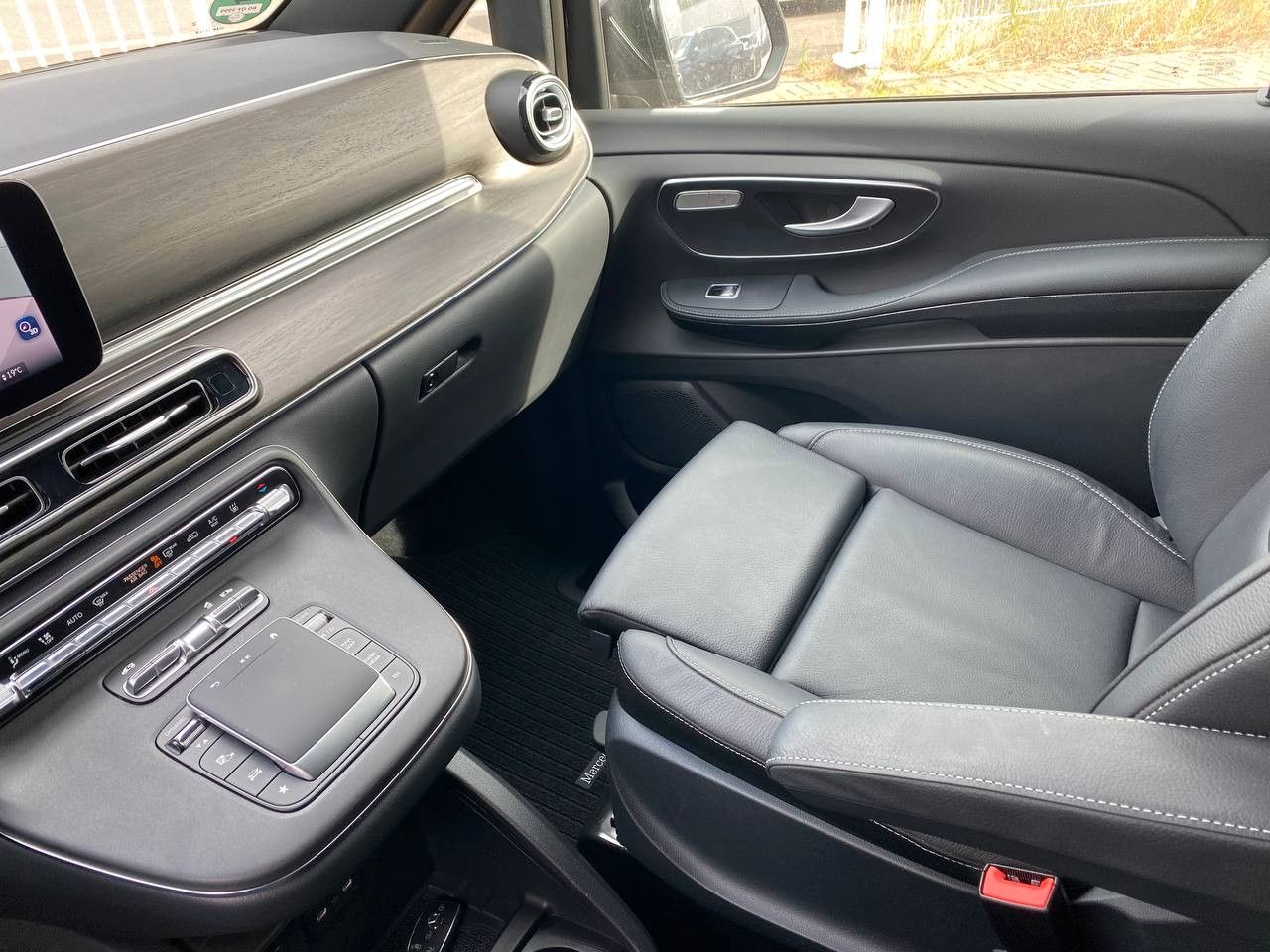 pirkite Lietuvoje Mercedes-Benz V 250 d 4MATIC lang AVANTGARDE | nuotrauka №13 | Unis.lt