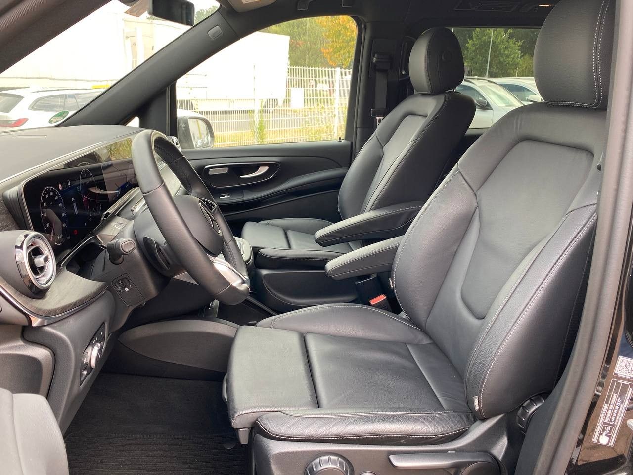 pirkite Lietuvoje Mercedes-Benz V 250 d 4MATIC lang AVANTGARDE | nuotrauka №9 | Unis.lt