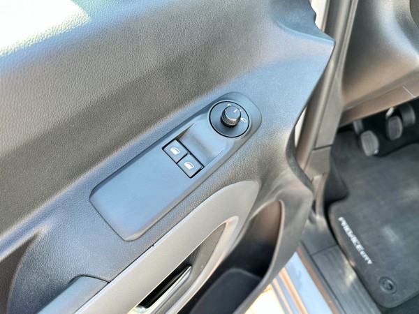 Купить Toyota Proace City Verso L2 7pl в Литве | фото №22 | Unis.lt