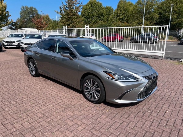 Купить Lexus 300H HEV EXPLORE LINE в Литве | фото №3 | Unis.lt