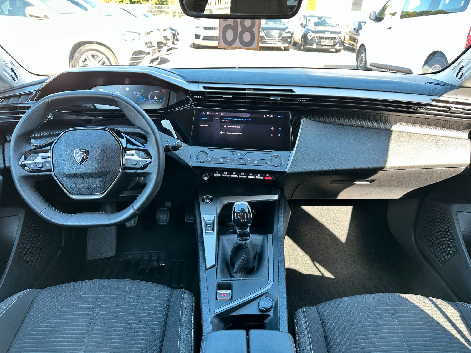 Купить Peugeot 308 SW Led Navi Scheckheft  1.Hand в Литве | фото №11 | Unis.lt