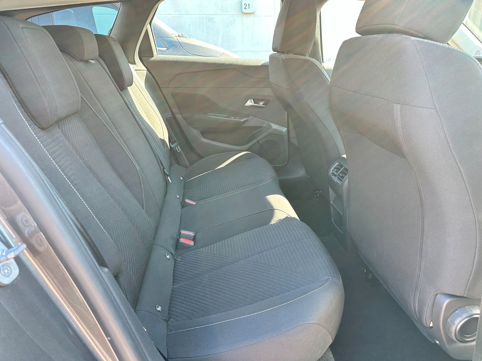 Купить Peugeot 308 SW Led Navi Scheckheft  1.Hand в Литве | фото №18 | Unis.lt