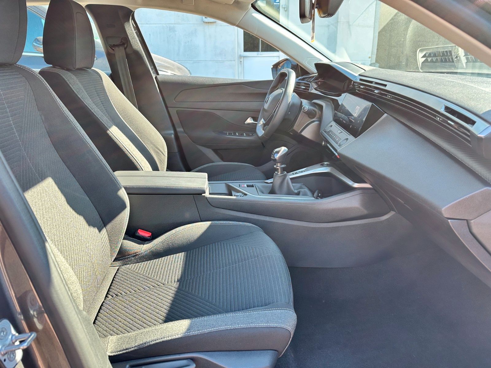 Купить Peugeot 308 SW Led Navi Scheckheft  1.Hand в Литве | фото №21 | Unis.lt