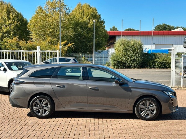 Купить Peugeot 308 SW Led Navi Scheckheft  1.Hand в Литве | фото №7 | Unis.lt