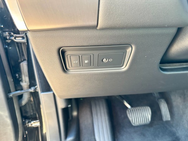 Купить Land Rover Range Rover Sport P400e SE Plug-in Pano 1.Hand в Литве | фото №11 | Unis.lt