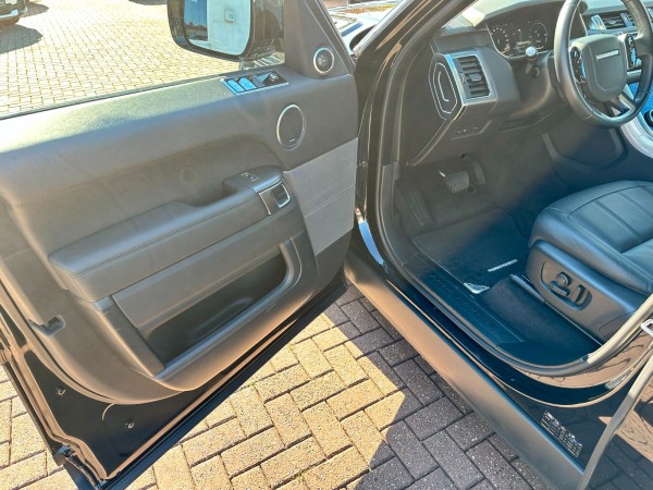 Купить Land Rover Range Rover Sport P400e SE Plug-in Pano 1.Hand в Литве | фото №9 | Unis.lt