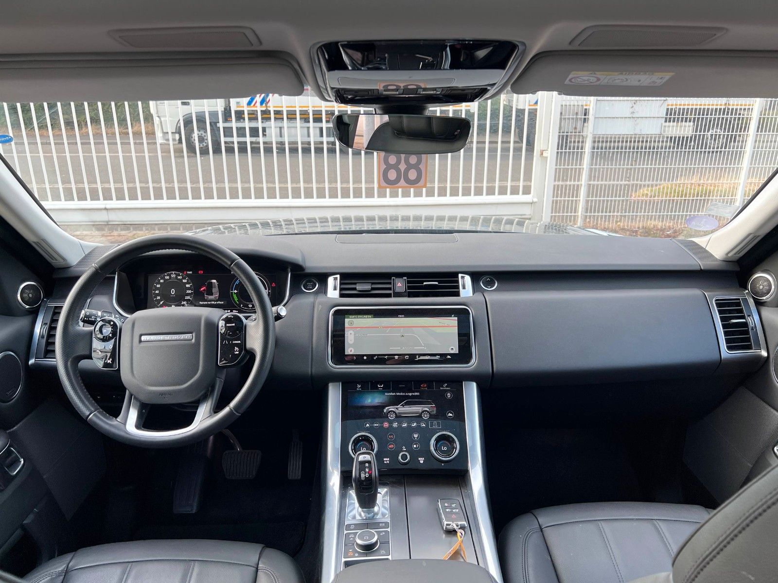 pirkite Lietuvoje Land Rover Range Rover Sport P400e SE Plug-in Pano 1.Hand | nuotrauka №12 | Unis.lt