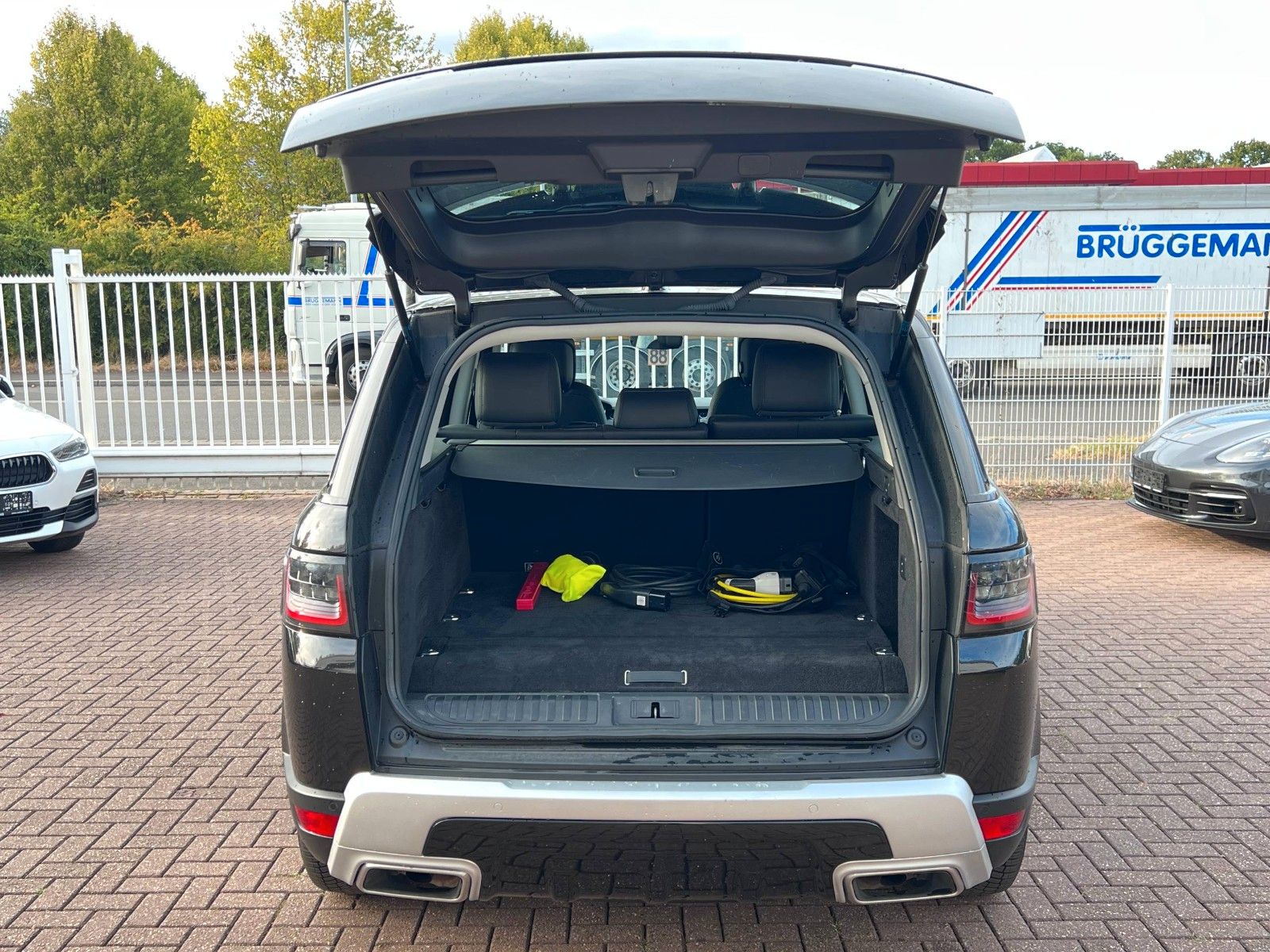 pirkite Lietuvoje Land Rover Range Rover Sport P400e SE Plug-in Pano 1.Hand | nuotrauka №29 | Unis.lt