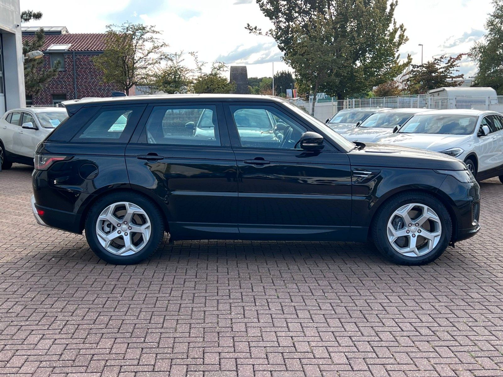 pirkite Lietuvoje Land Rover Range Rover Sport P400e SE Plug-in Pano 1.Hand | nuotrauka №6 | Unis.lt