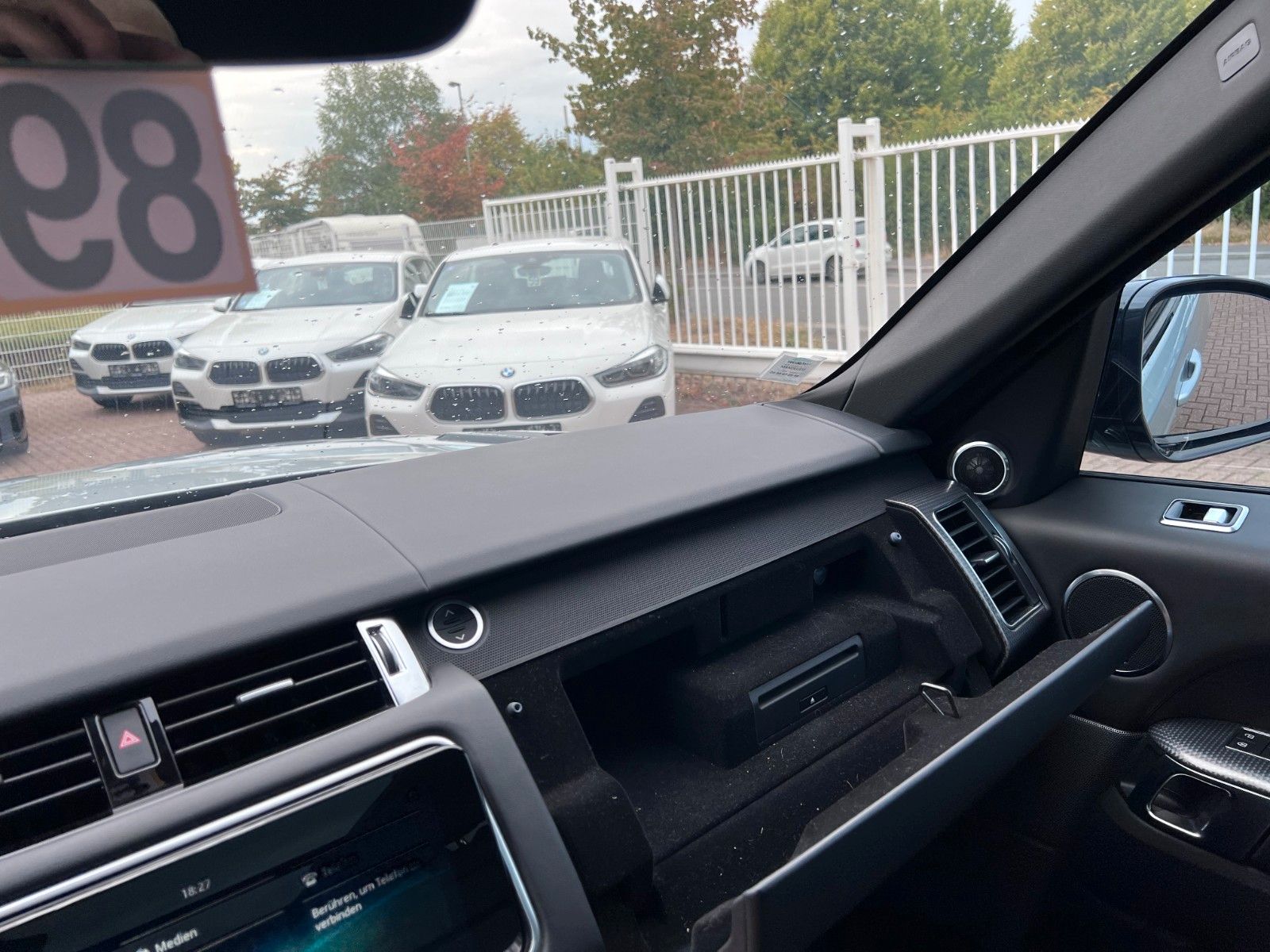 Купить Land Rover Range Rover Sport HSE Dynamic Hybrid в Литве | фото №35 | Unis.lt